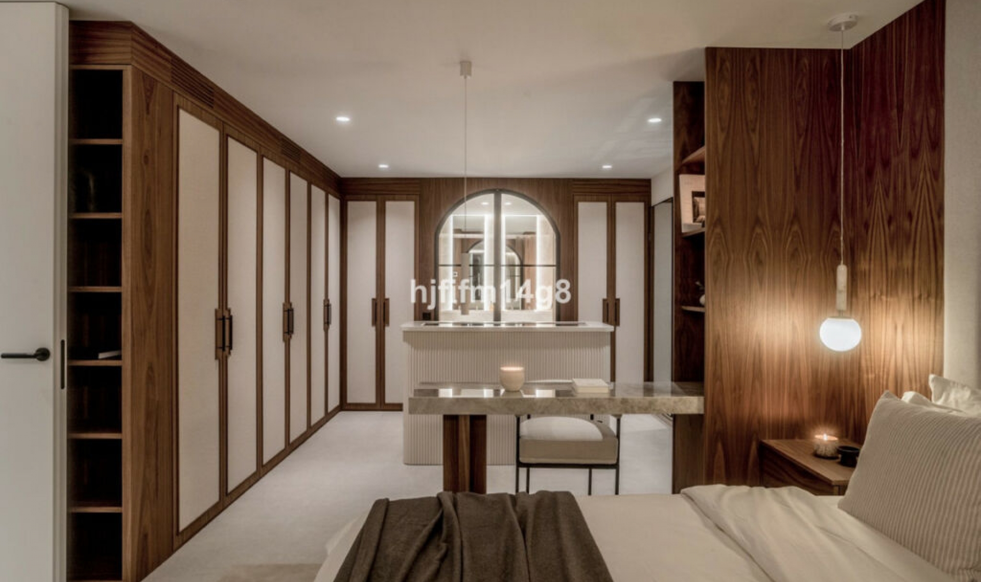 Resale - House -
Nueva Andalucía