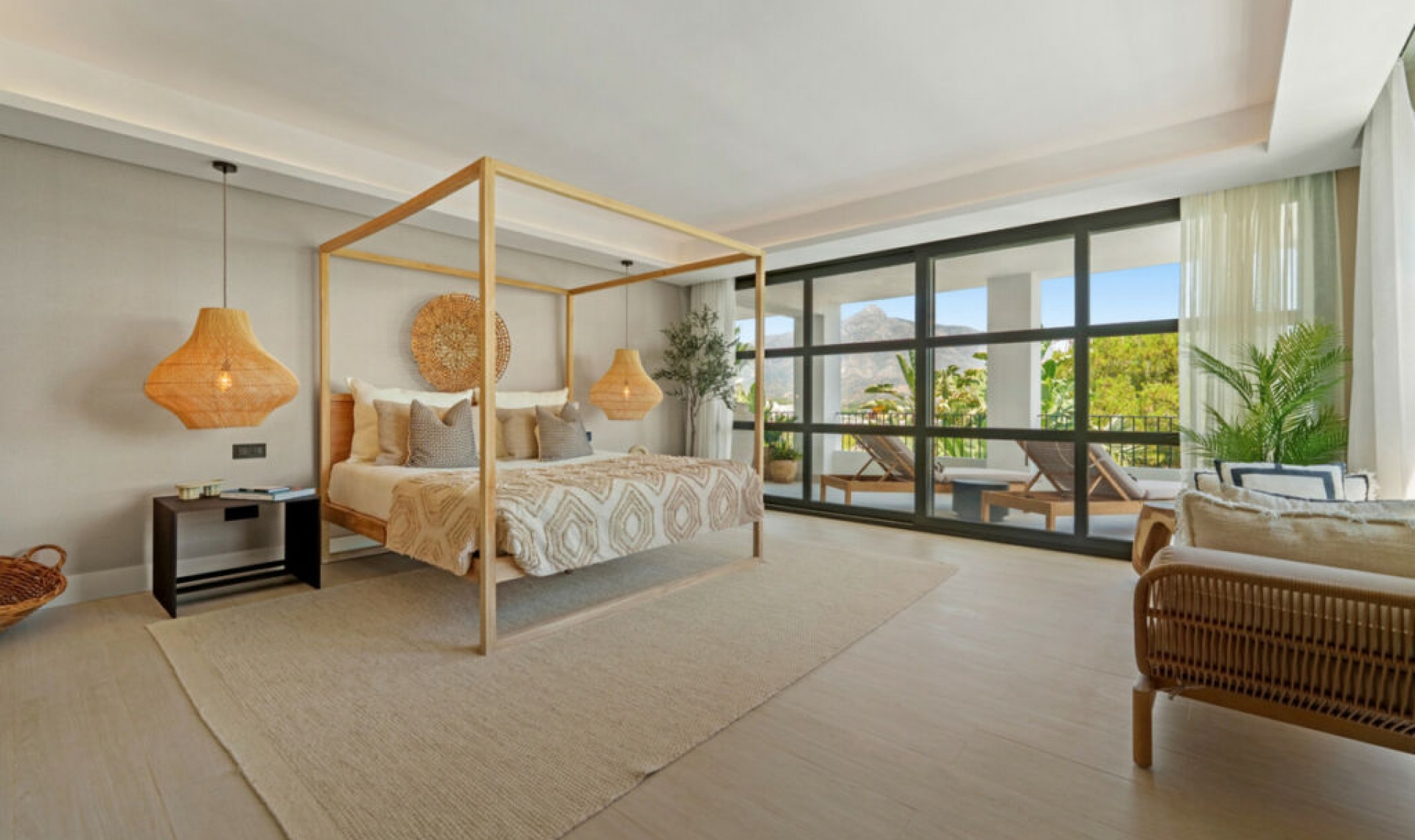 Resale - House -
Nueva Andalucía