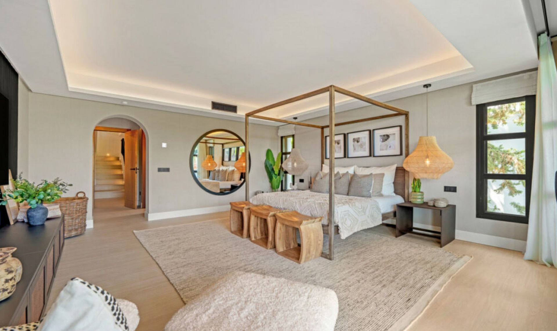 Resale - House -
Nueva Andalucía