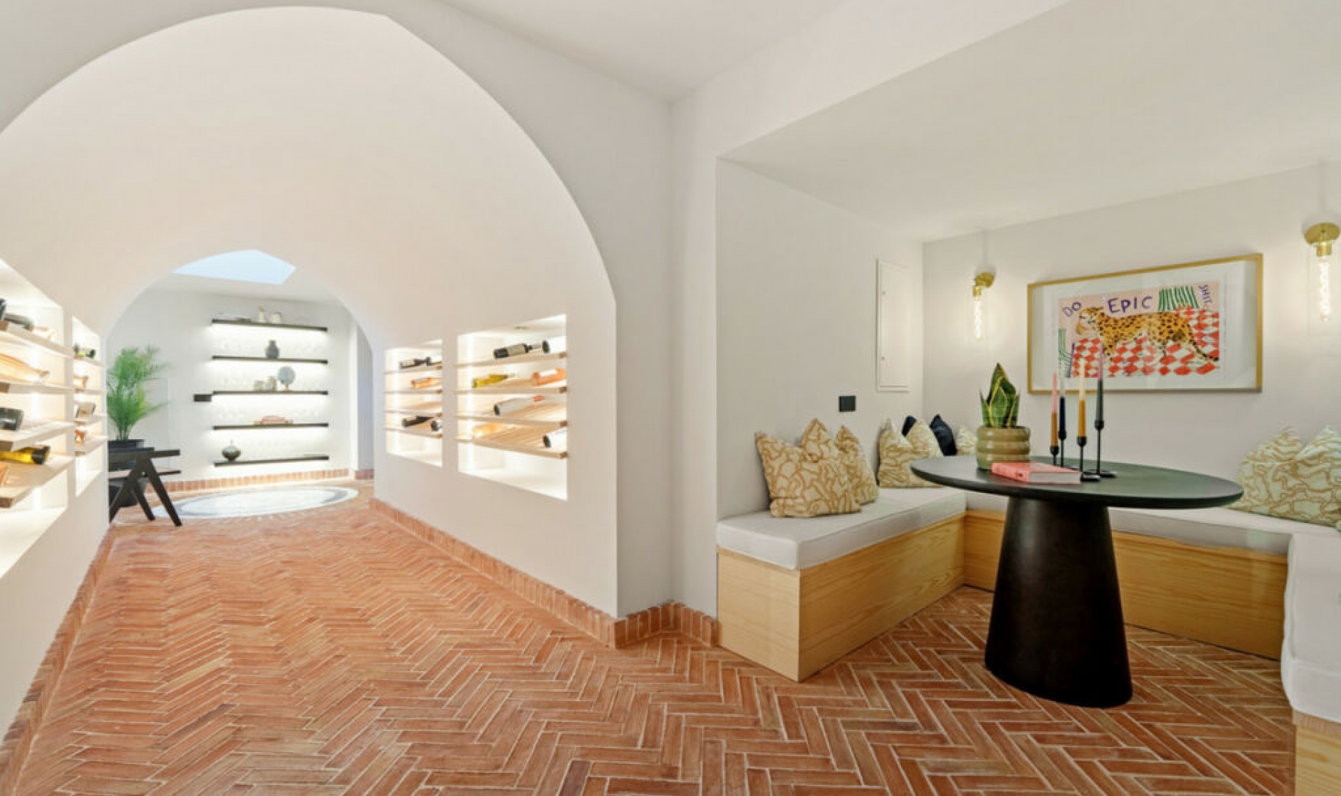 Resale - House -
Nueva Andalucía