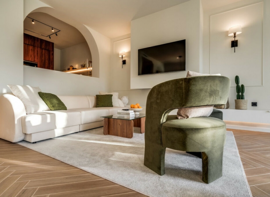 Resale - House -
Nueva Andalucía