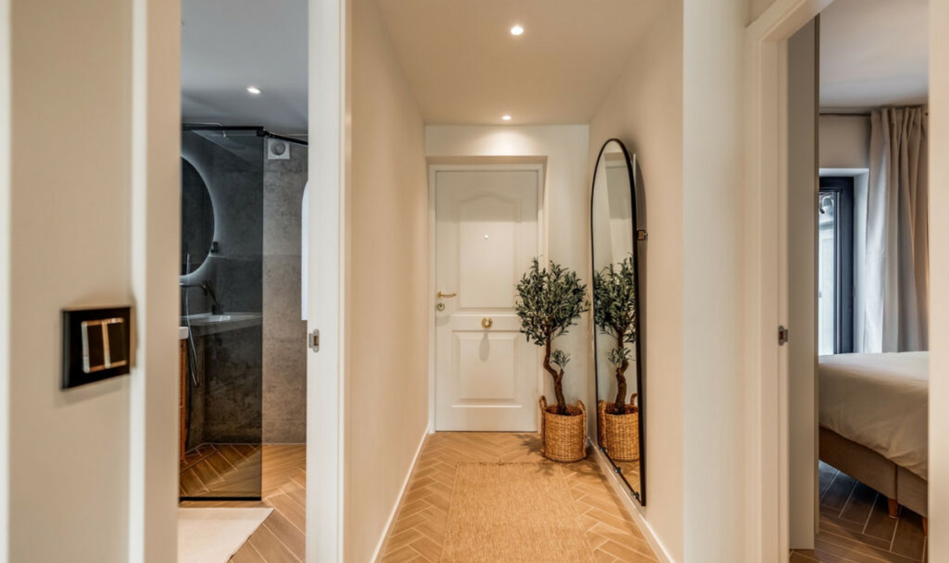 Resale - House -
Nueva Andalucía