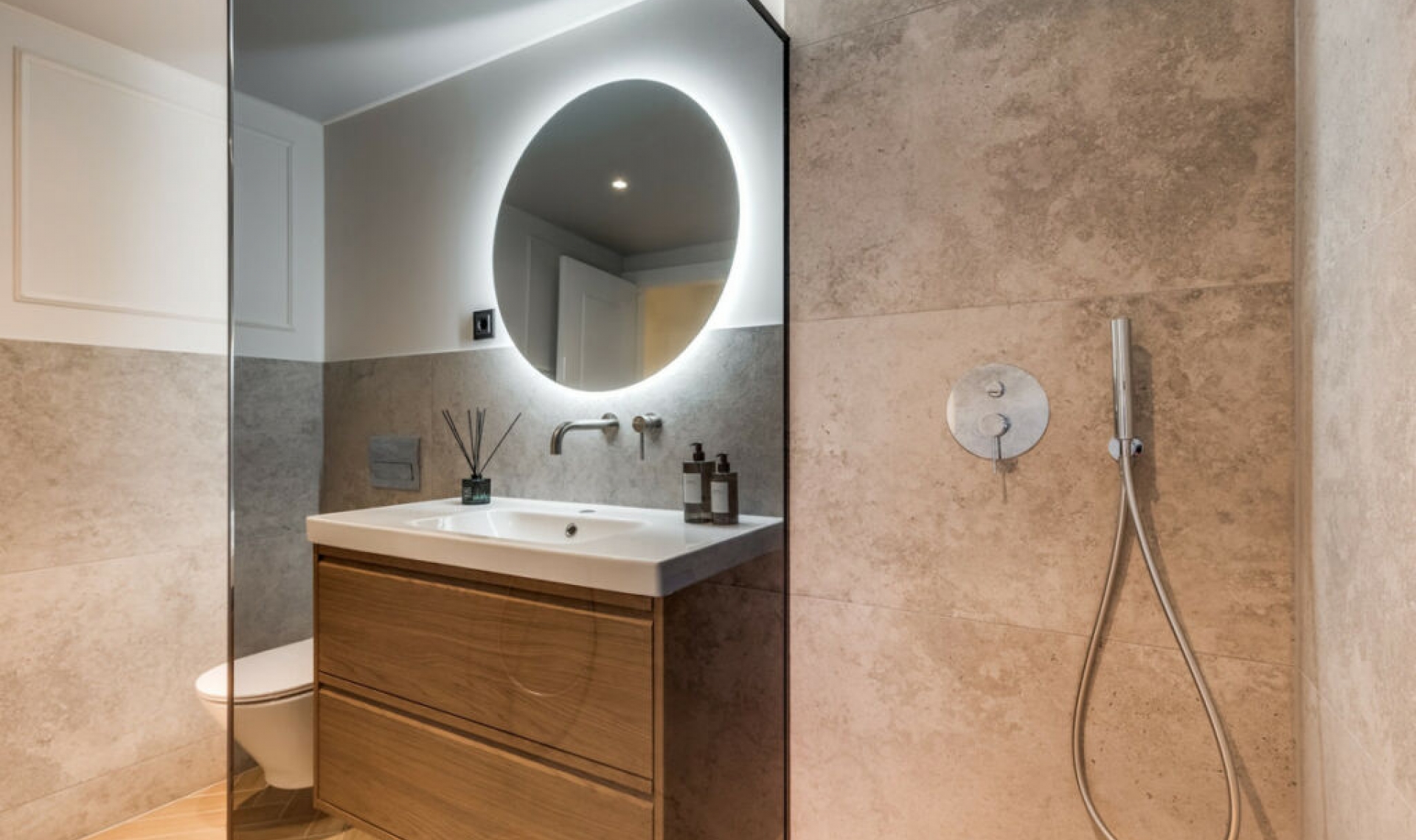 Resale - House -
Nueva Andalucía