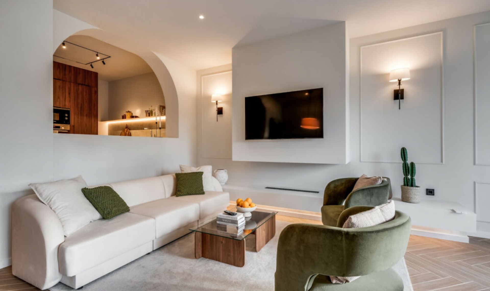 Resale - House -
Nueva Andalucía