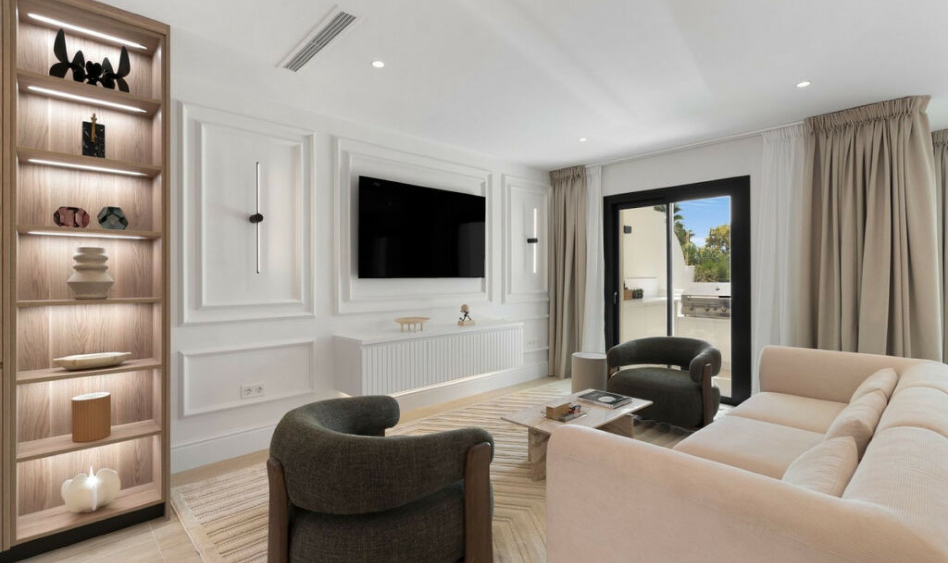 Resale - House -
Nueva Andalucía