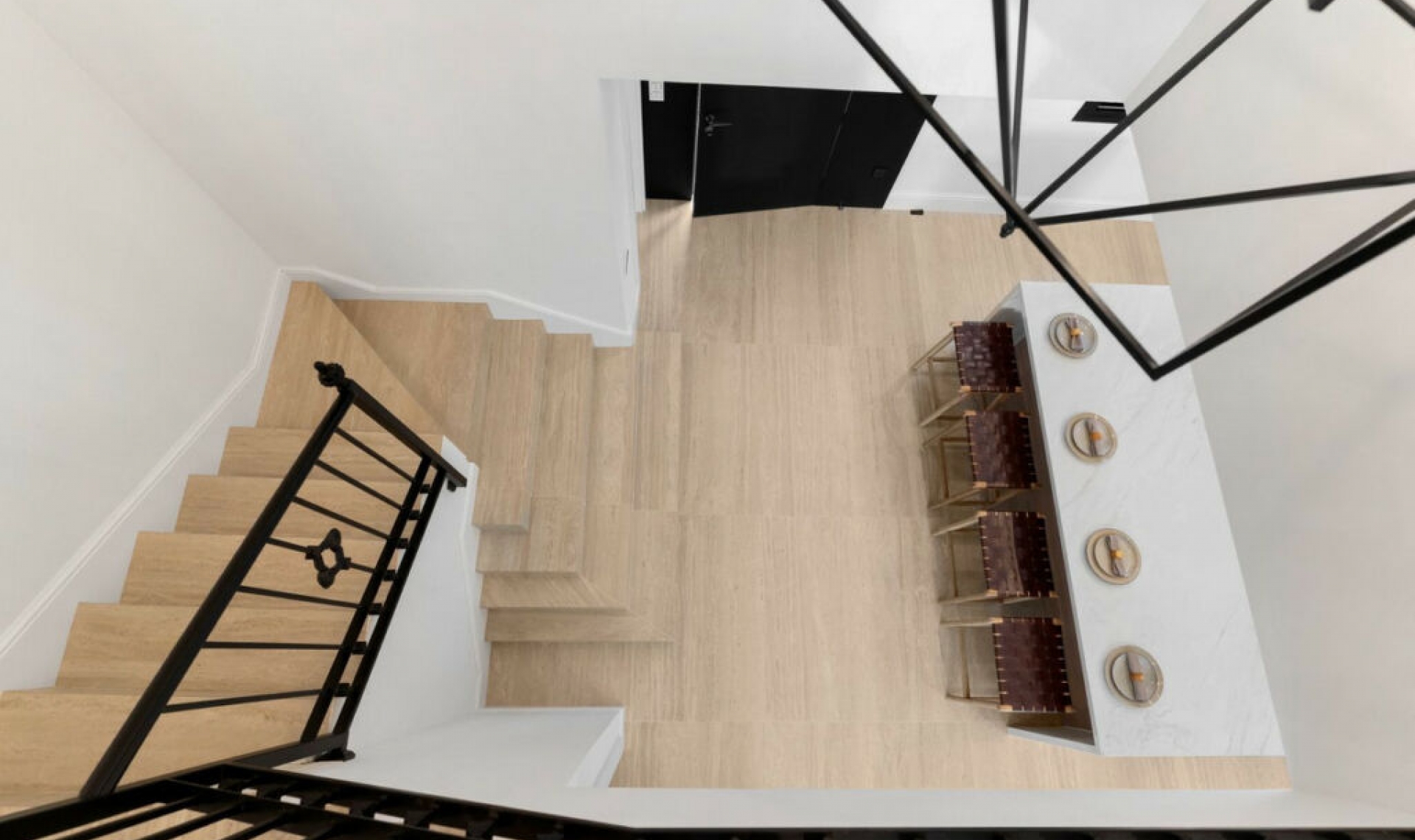 Resale - House -
Nueva Andalucía