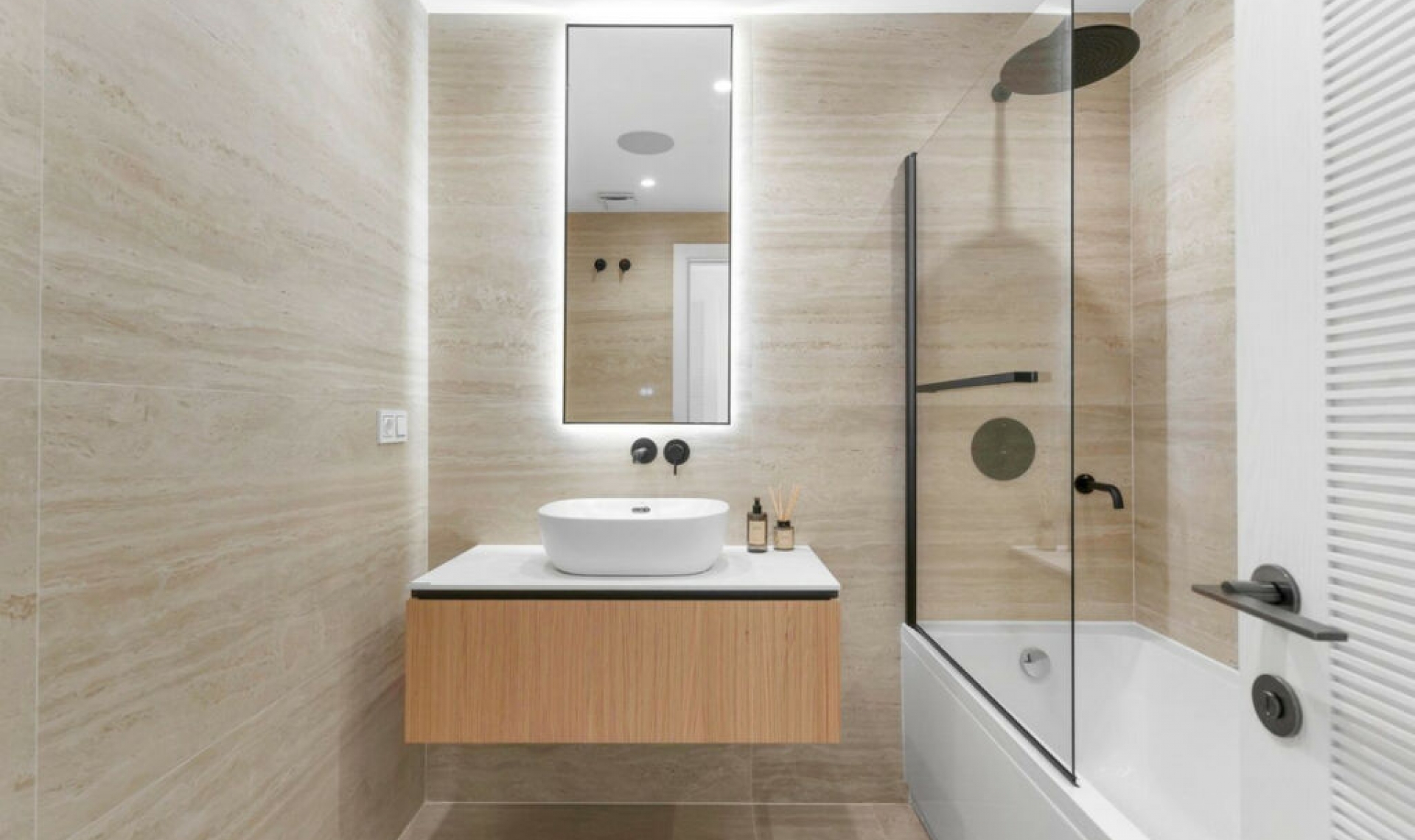 Resale - House -
Nueva Andalucía