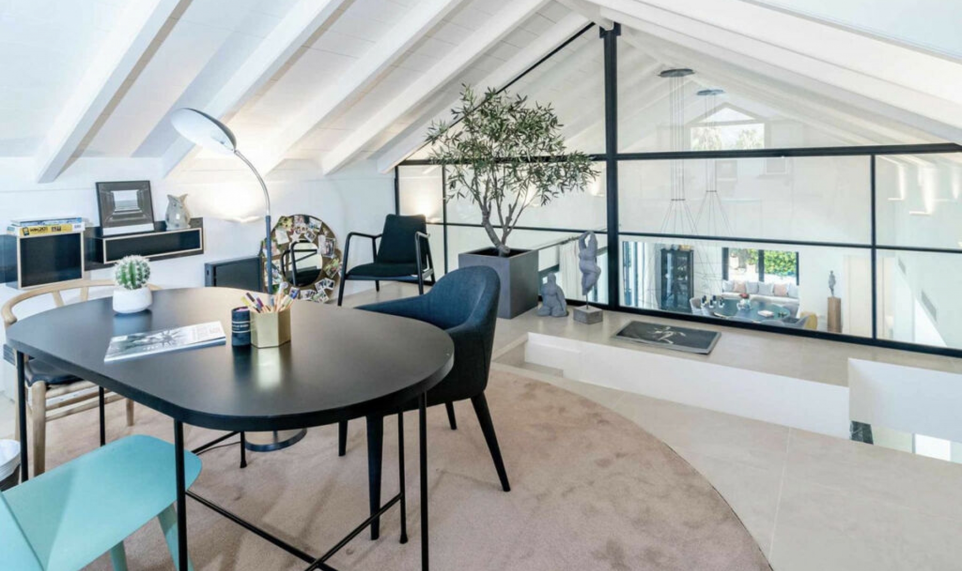 Resale - House -
Nueva Andalucía