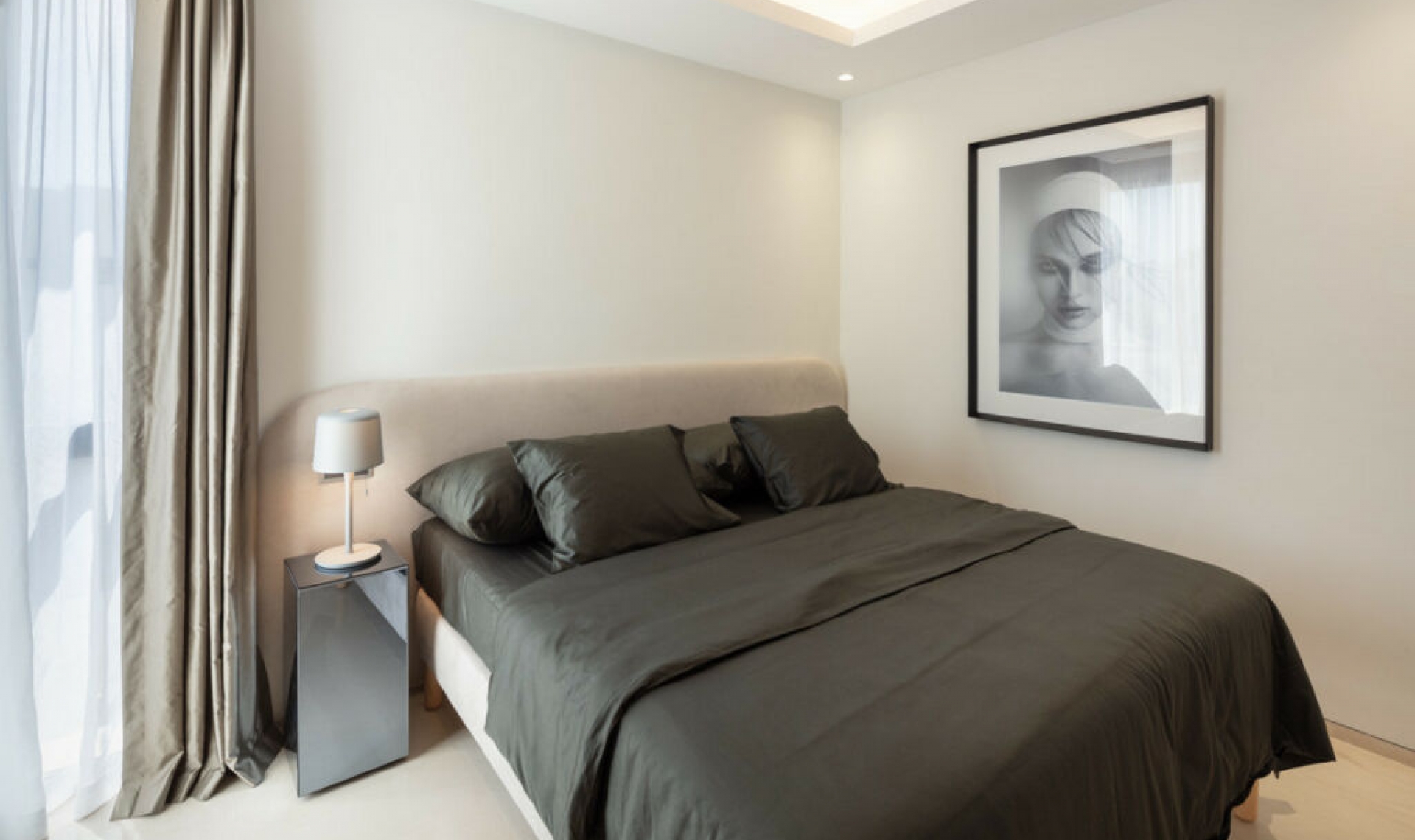 Resale - House -
Nueva Andalucía