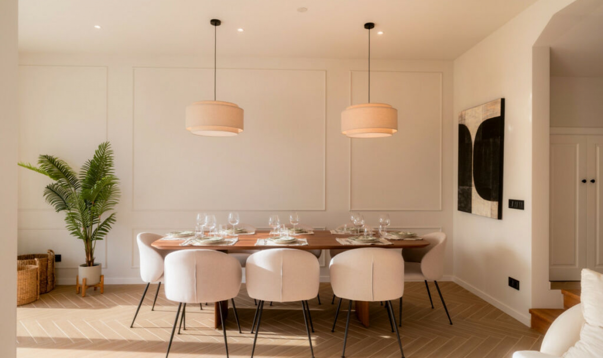 Resale - House -
Nueva Andalucía