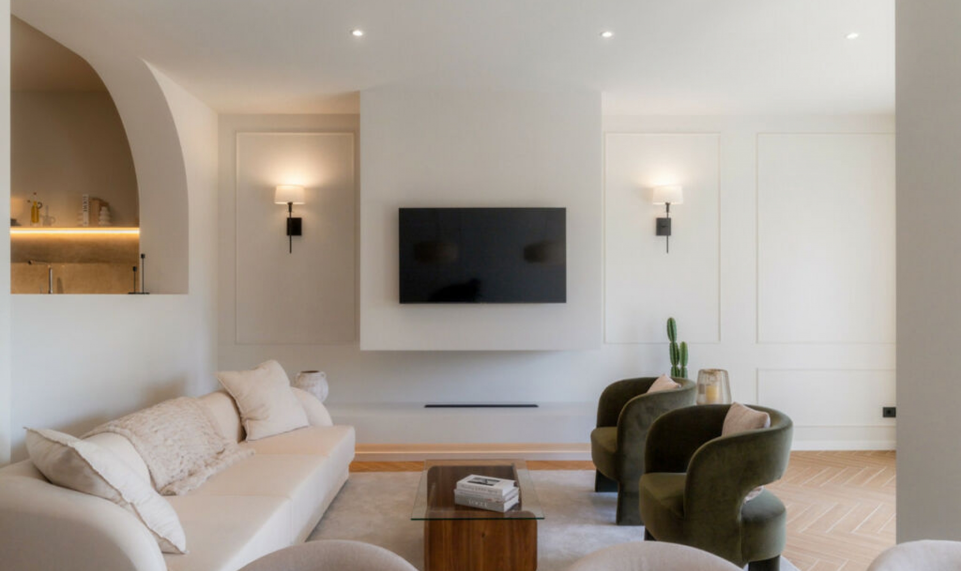 Resale - House -
Nueva Andalucía