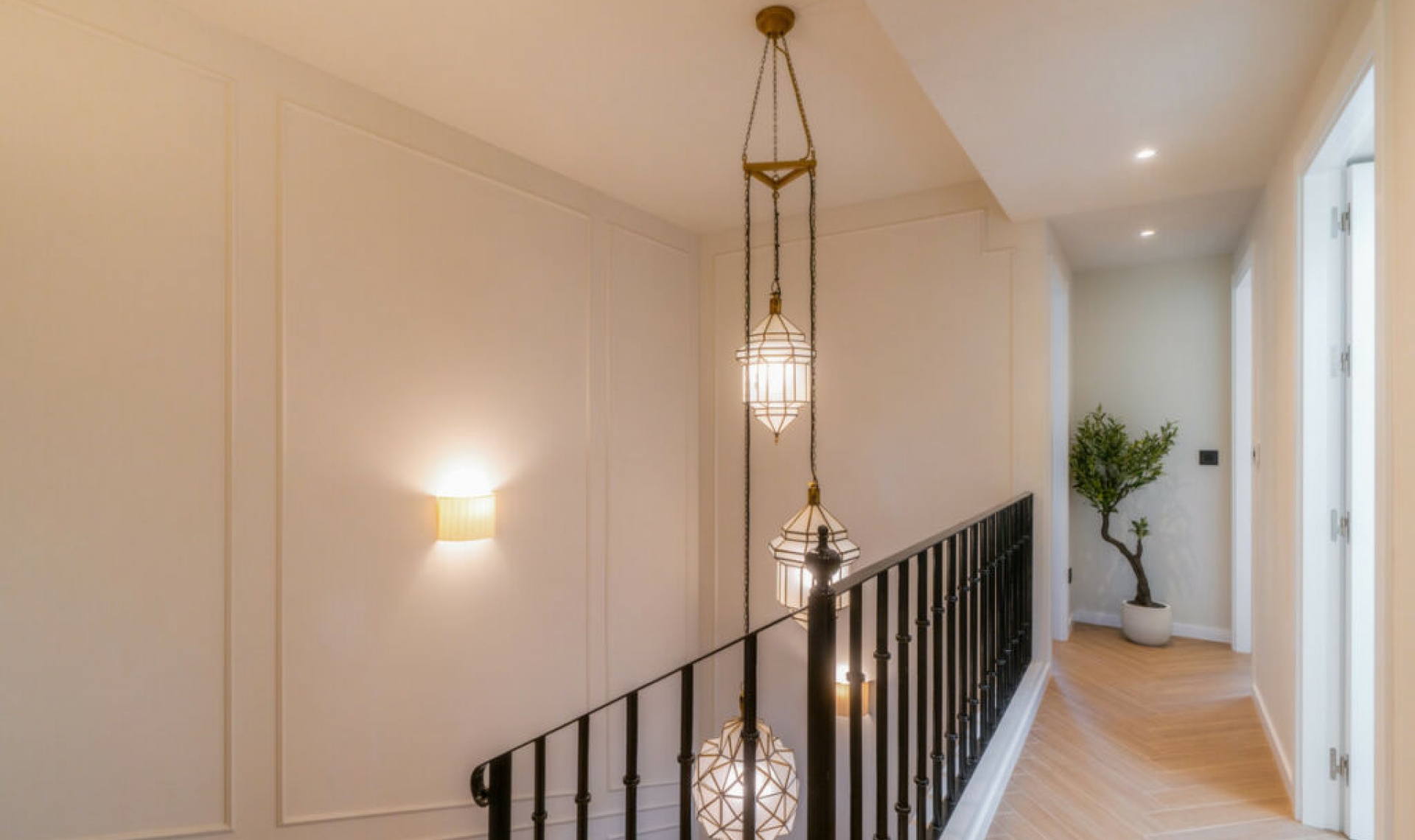 Resale - House -
Nueva Andalucía