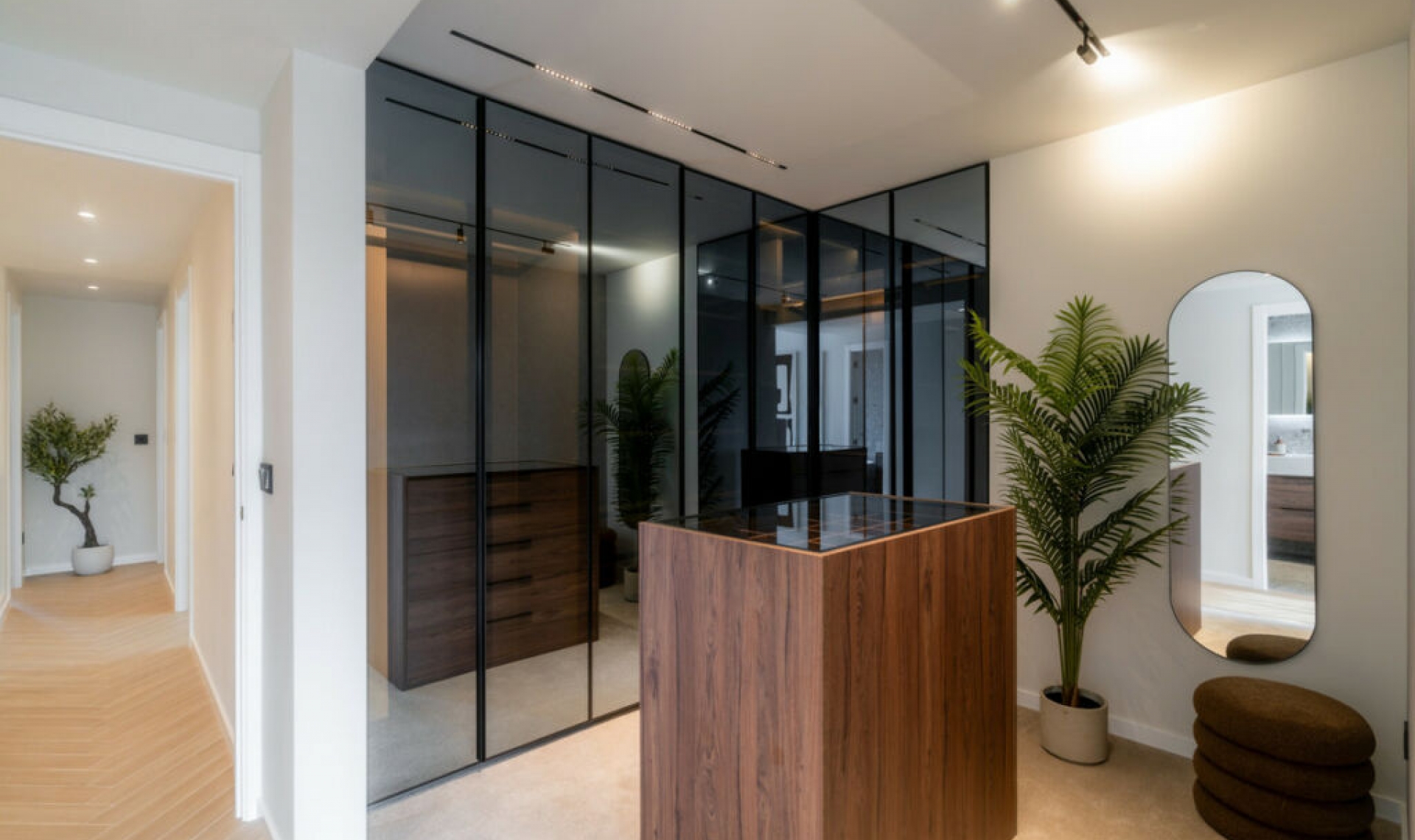 Resale - House -
Nueva Andalucía