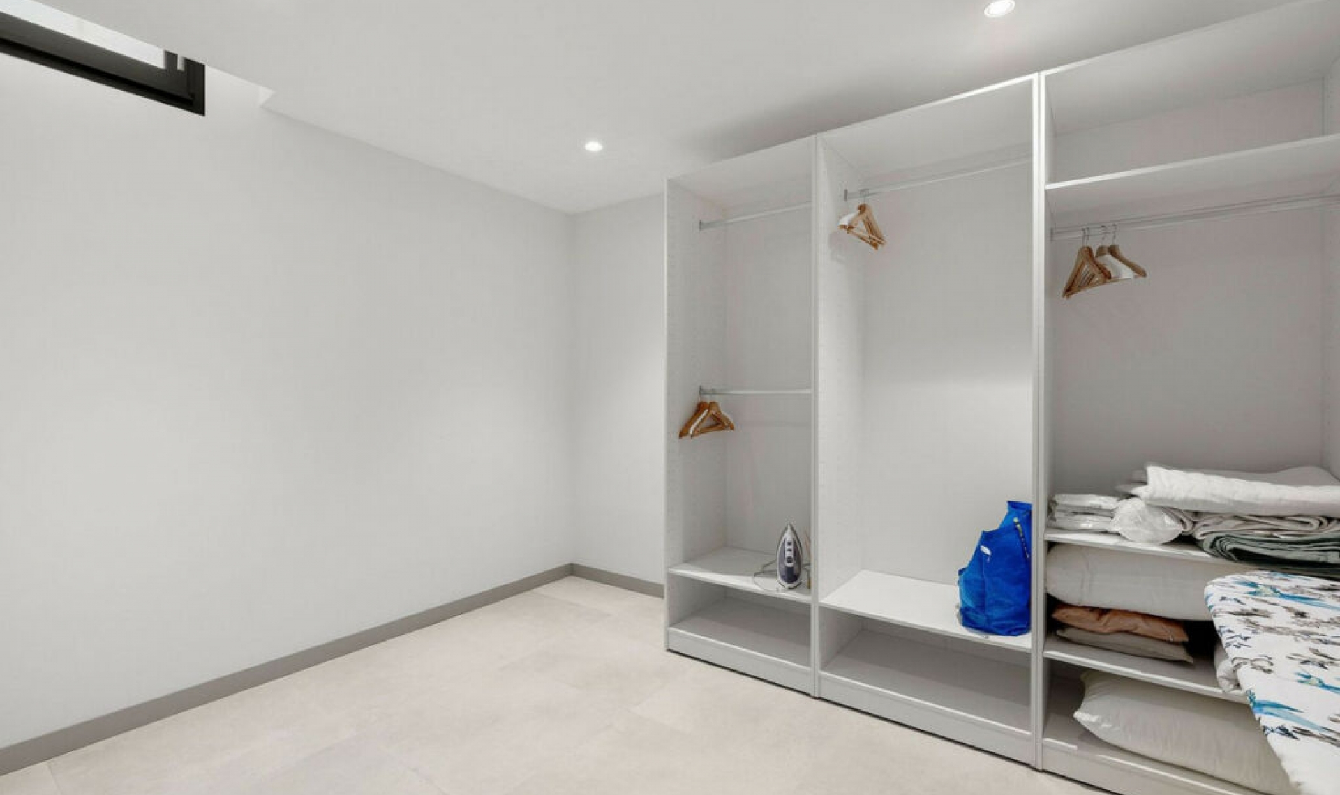 Resale - House -
Nueva Andalucía