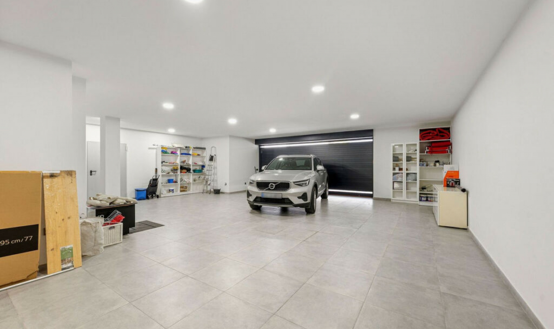 Resale - House -
Nueva Andalucía