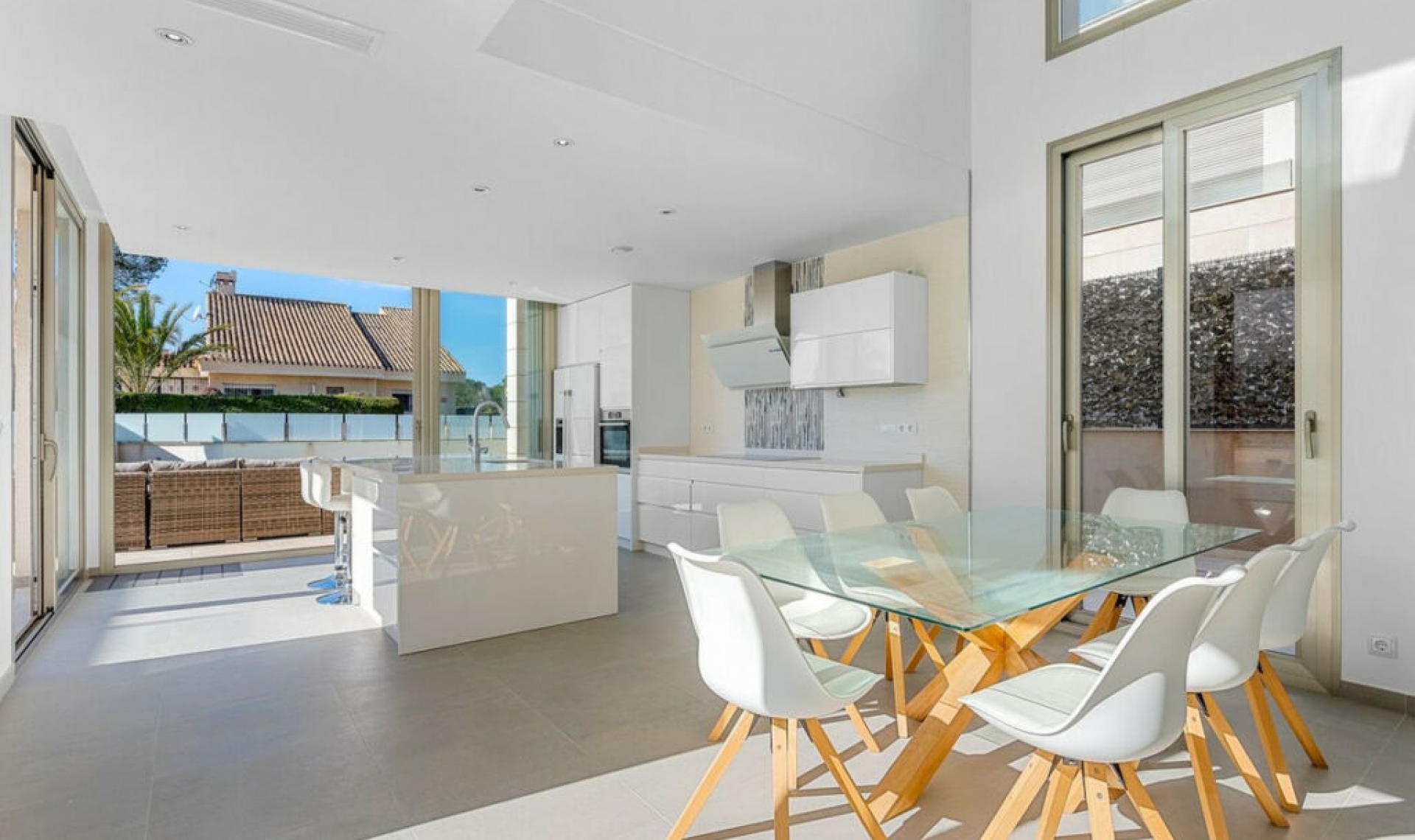 Resale - House -
Orihuela Costa