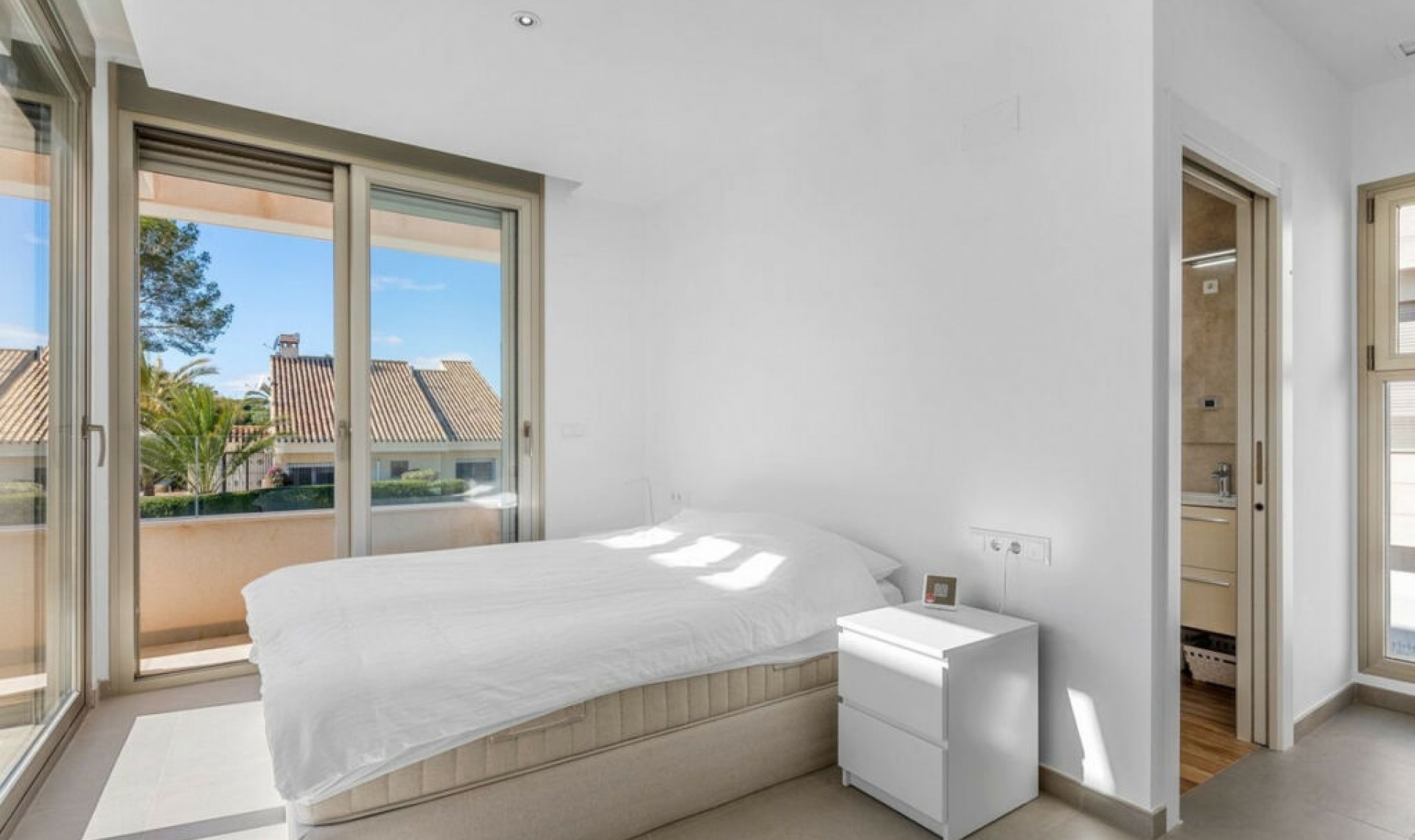 Resale - House -
Orihuela Costa