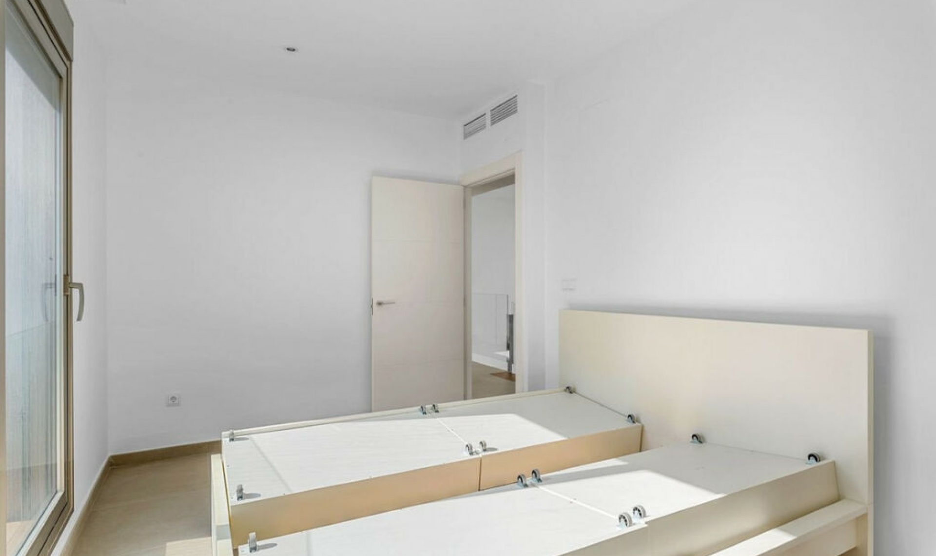 Resale - House -
Orihuela Costa