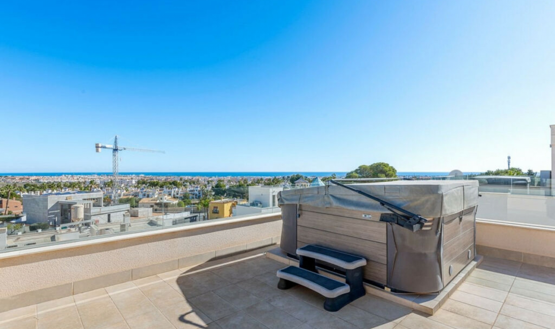 Resale - House -
Orihuela Costa