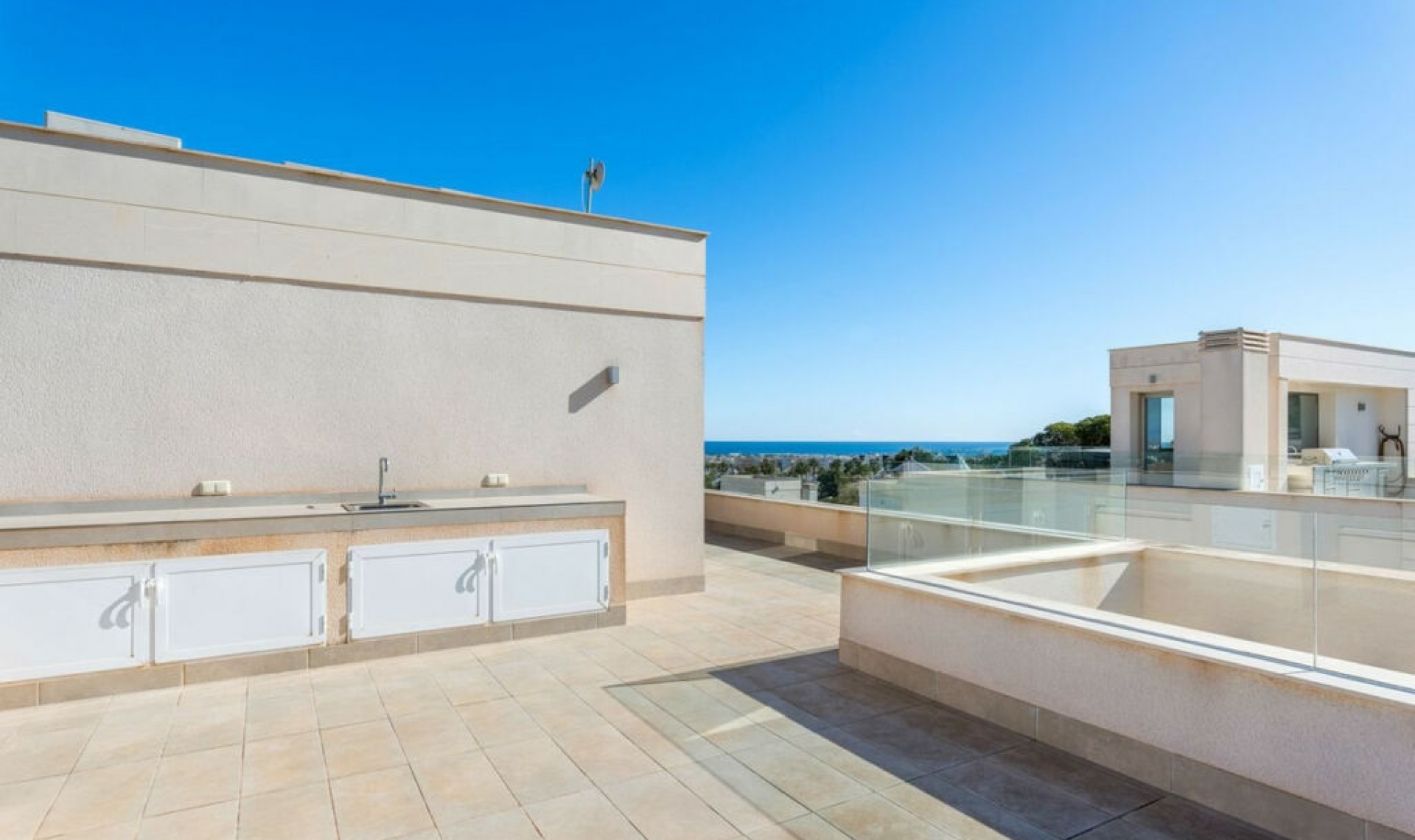 Resale - House -
Orihuela Costa