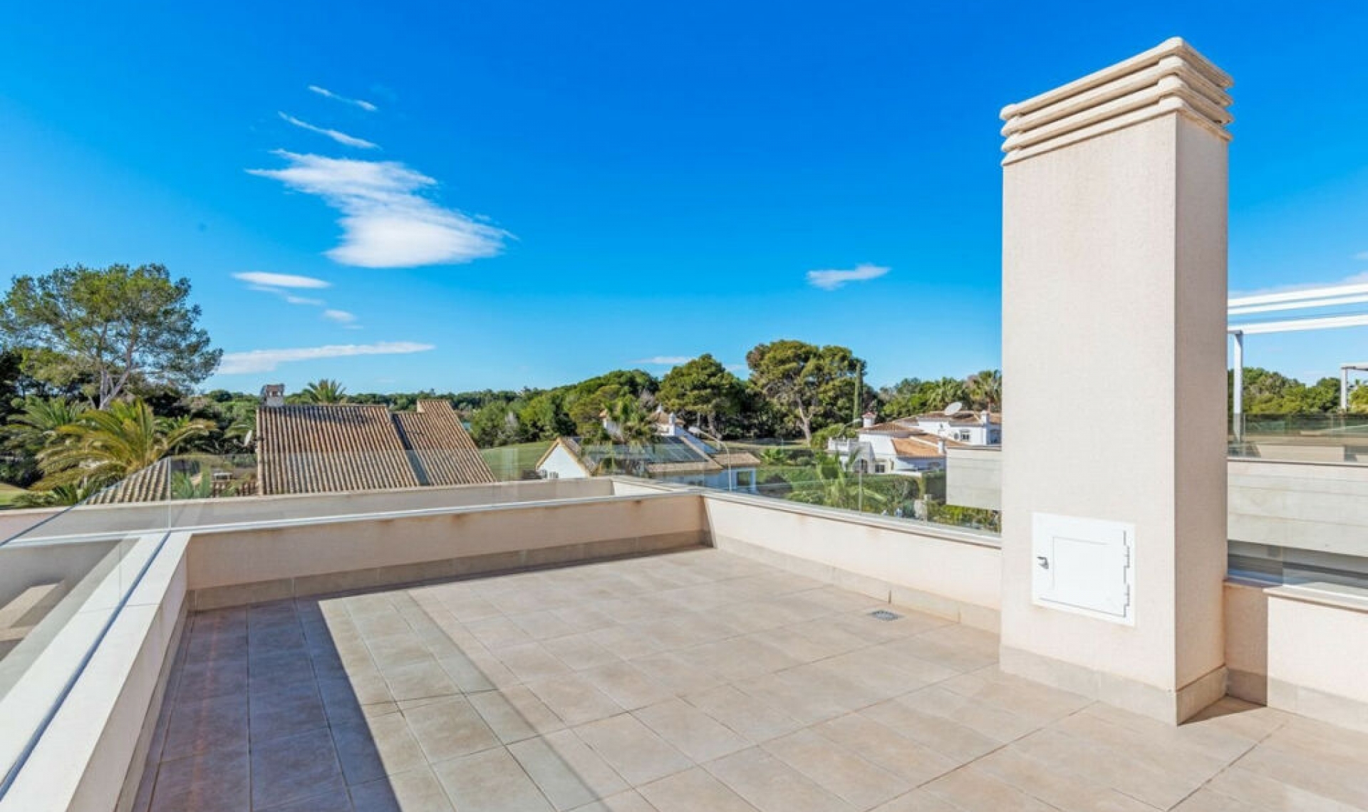Resale - House -
Orihuela Costa