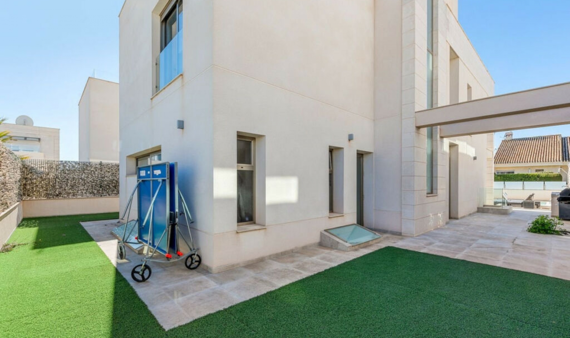Resale - House -
Orihuela Costa