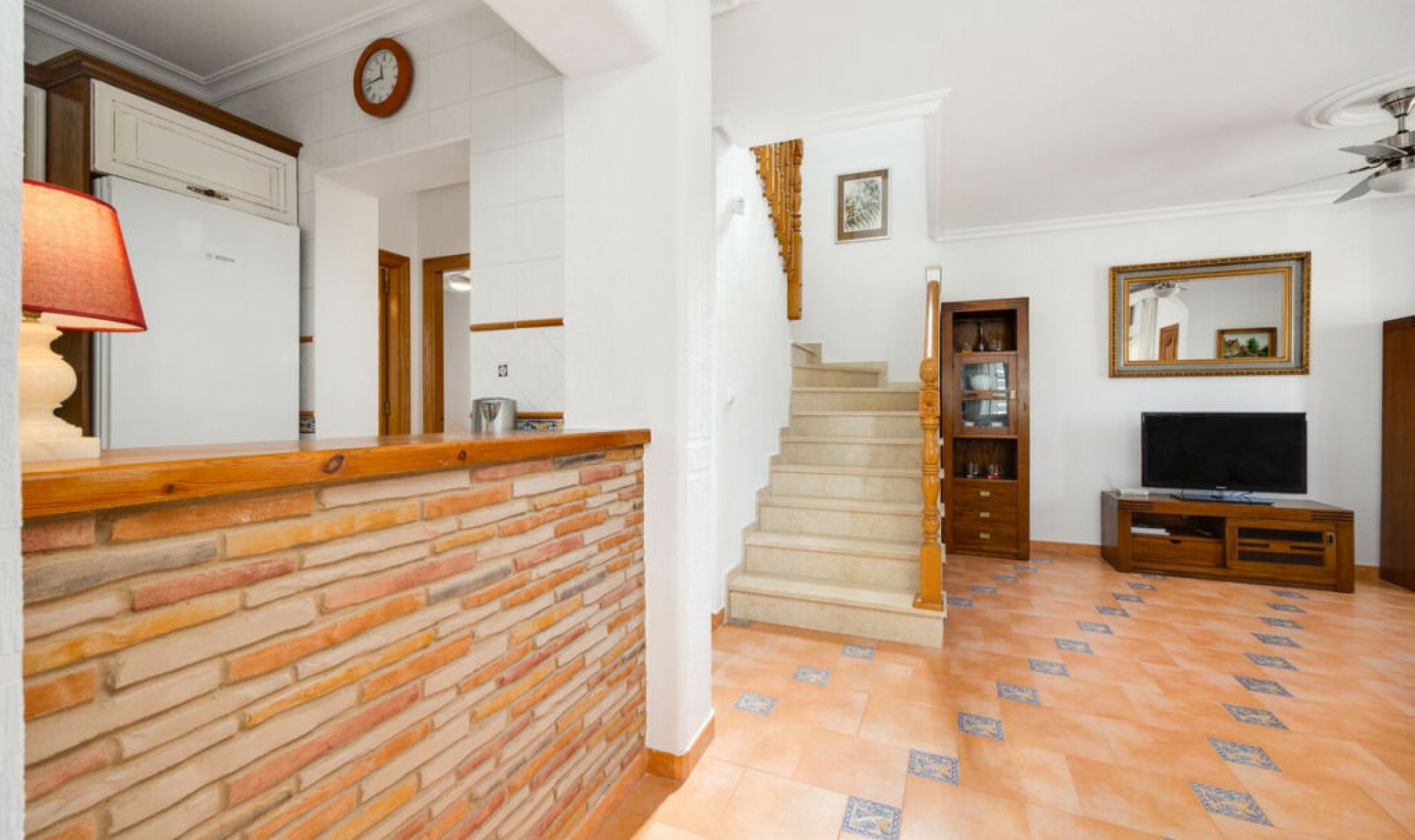 Resale - House -
Orihuela Costa
