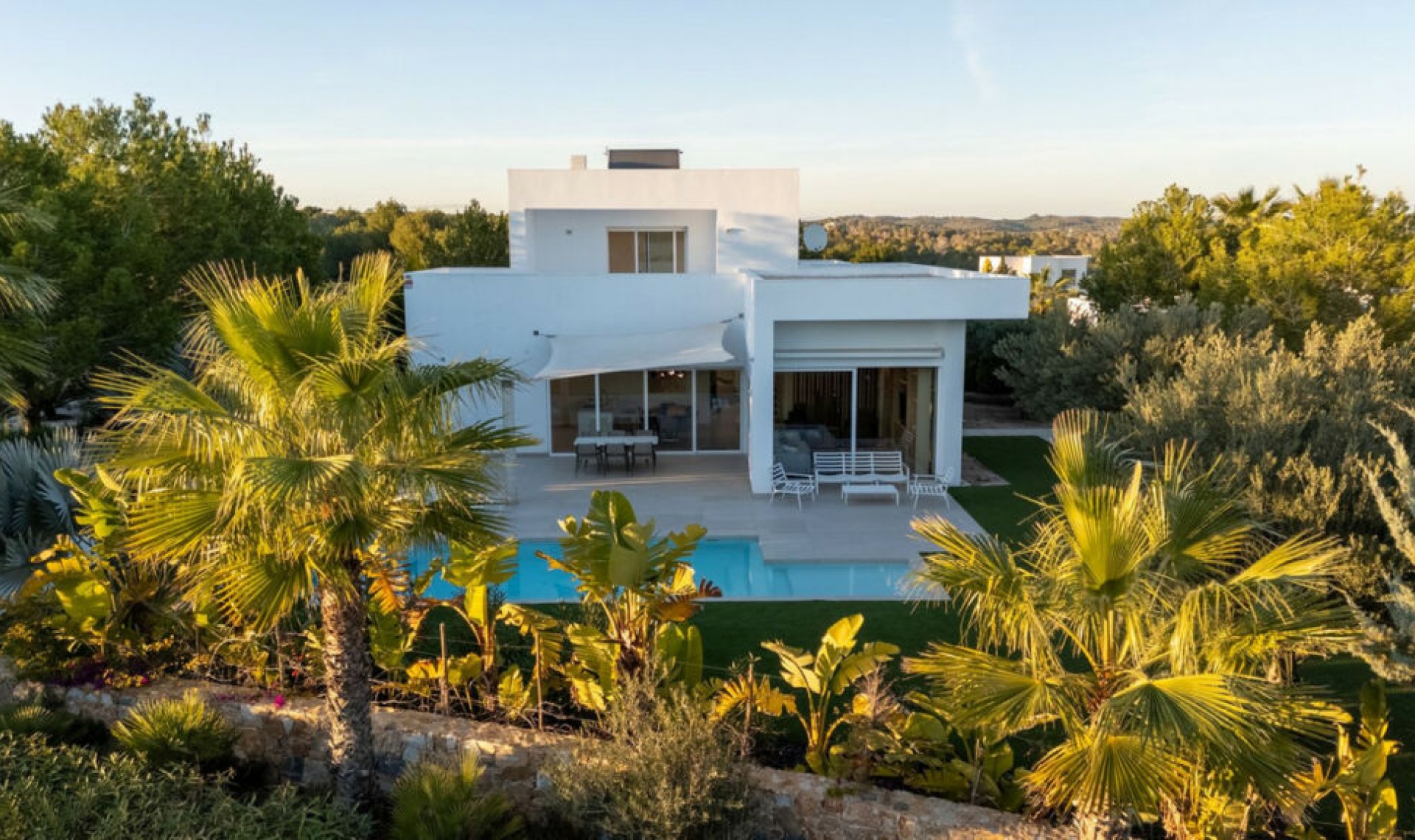 Resale - House -
Orihuela