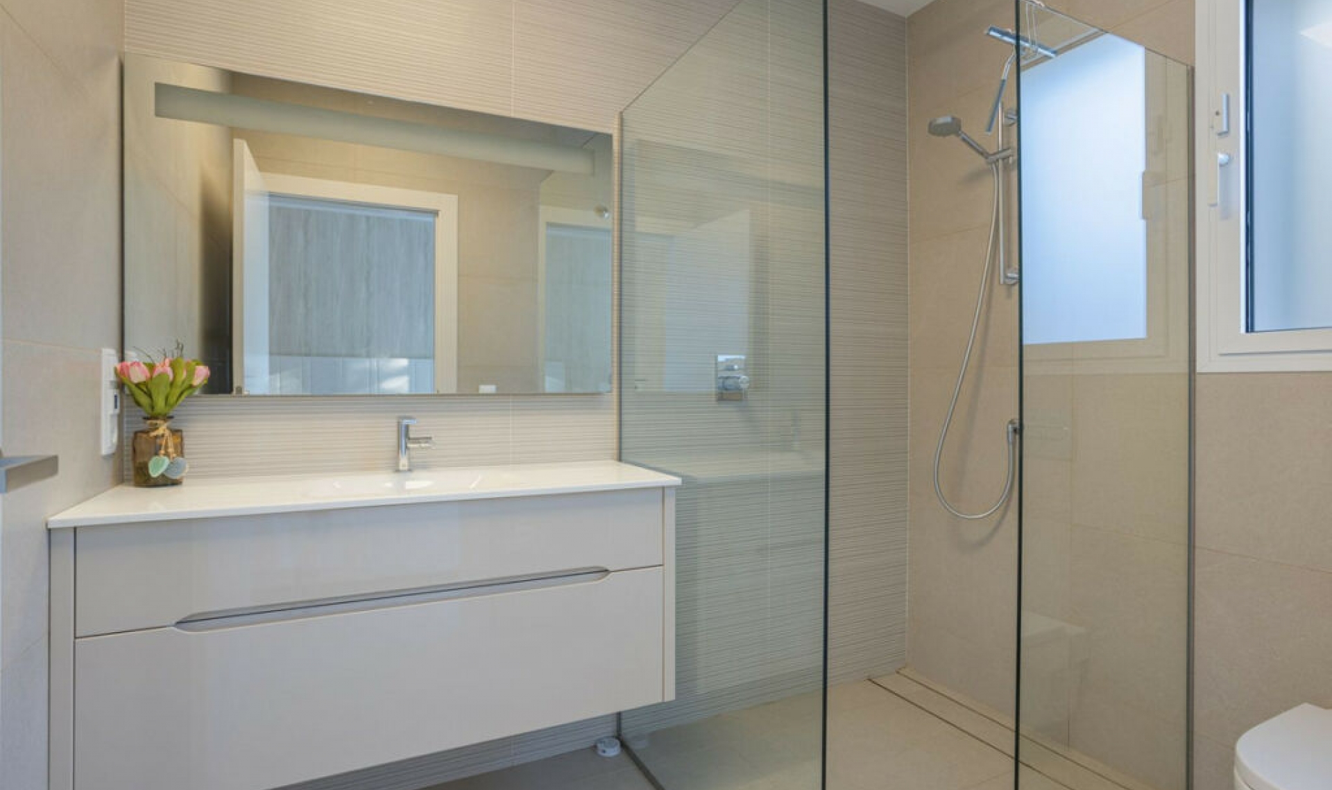 Resale - House -
Orihuela