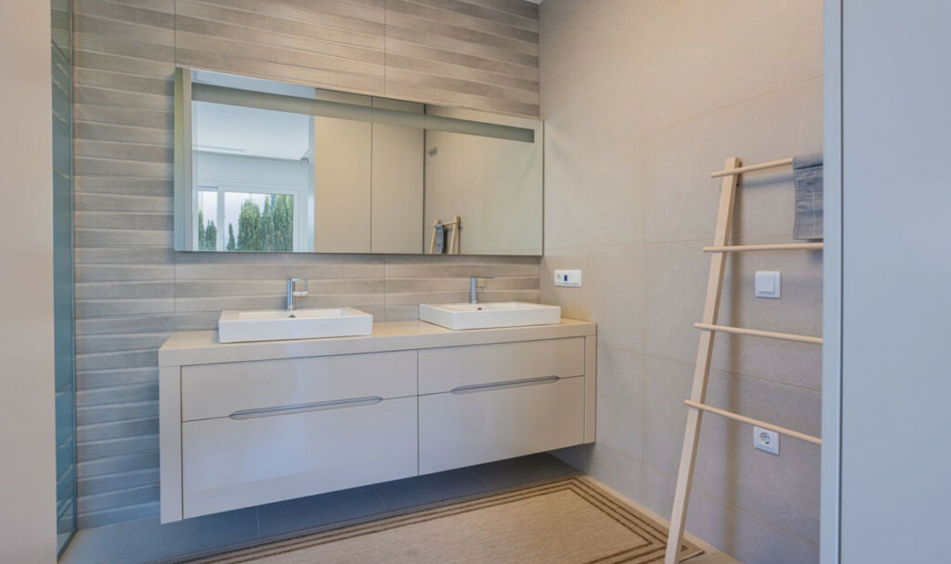 Resale - House -
Orihuela