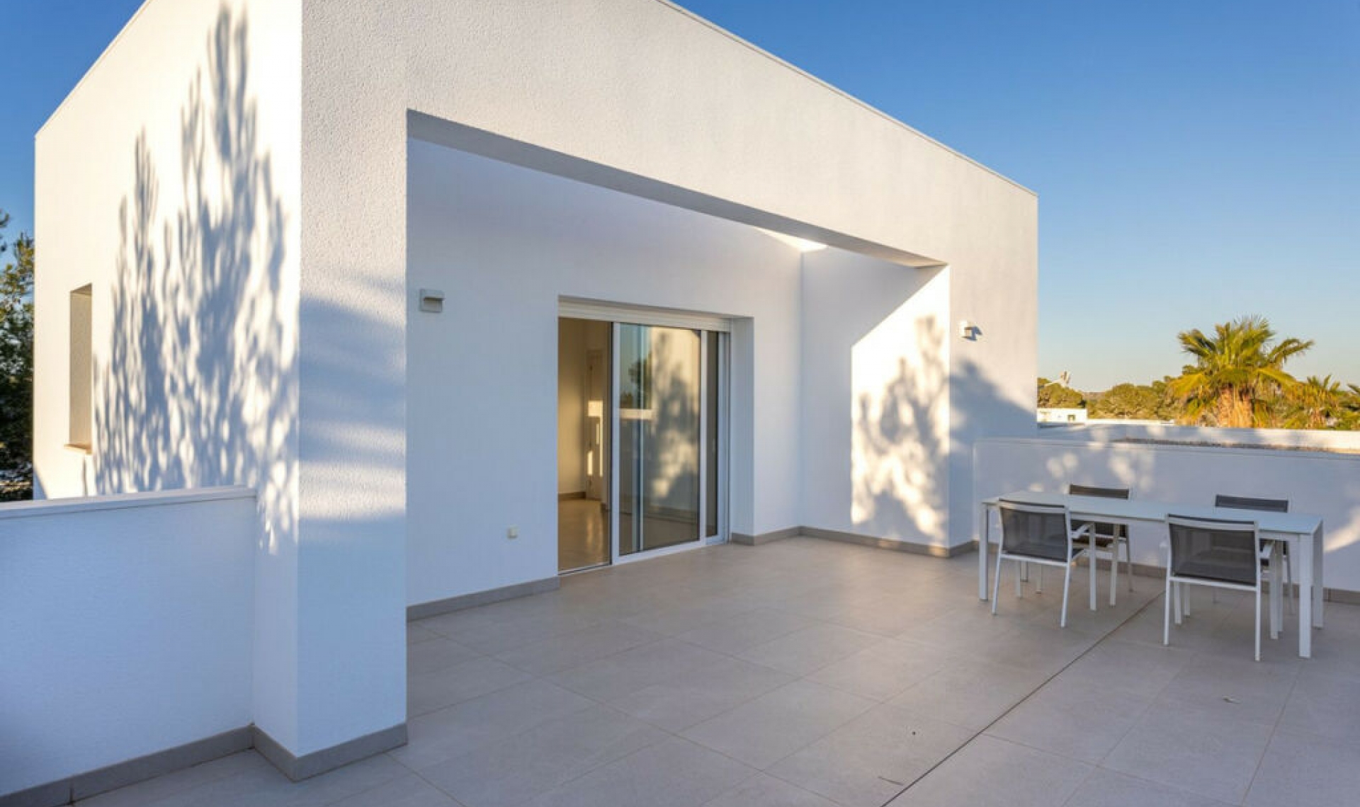 Resale - House -
Orihuela