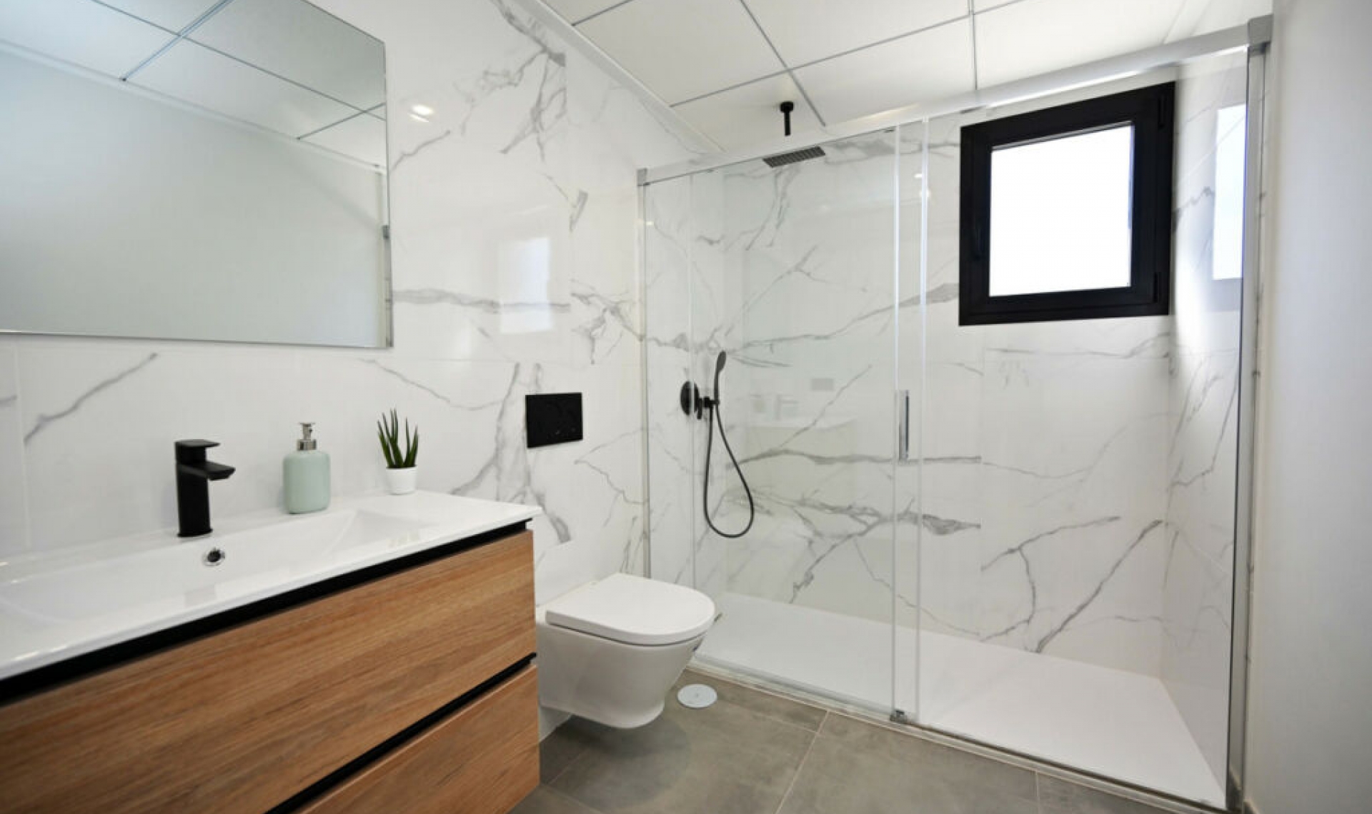 Resale - House -
Orihuela