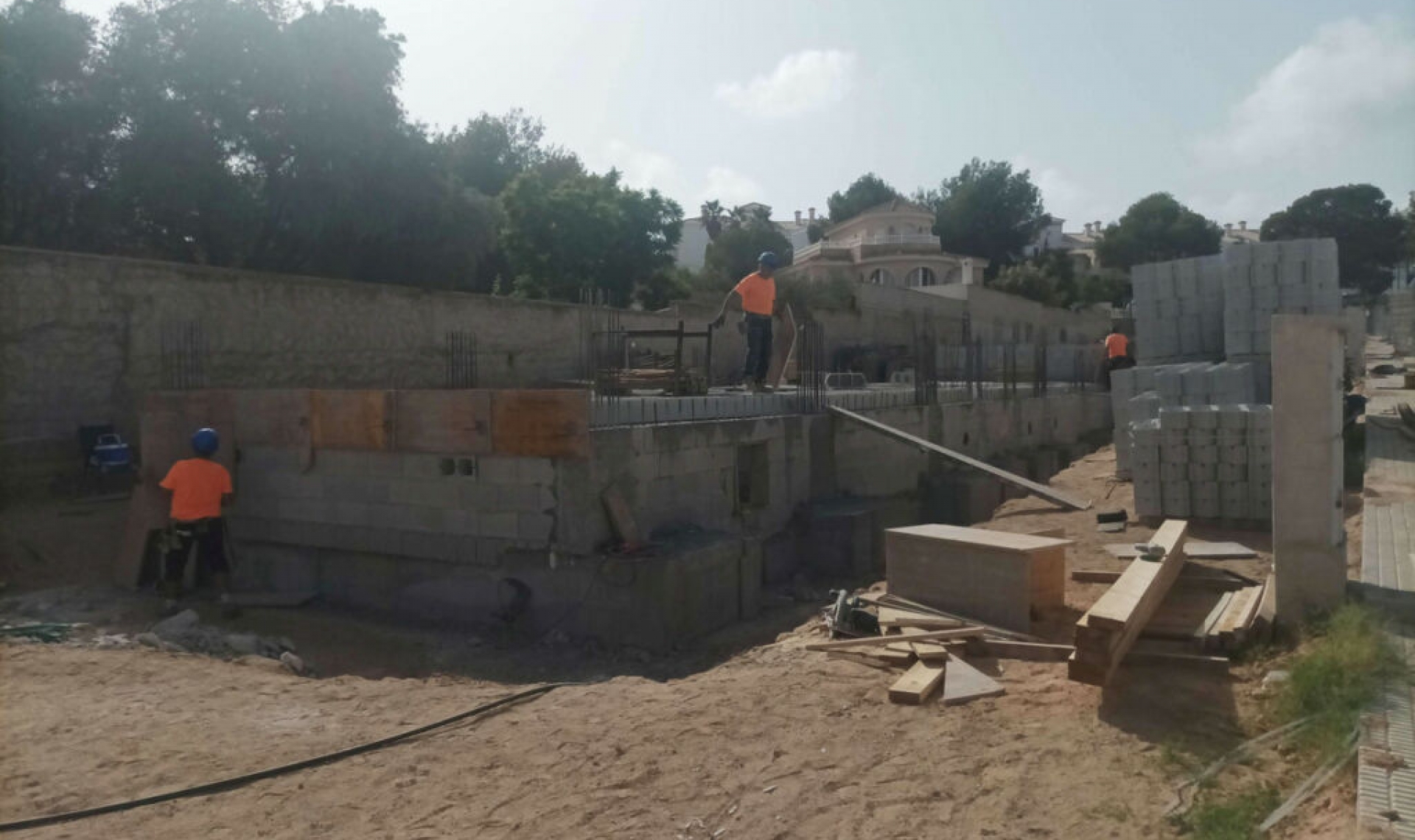 Resale - House -
Orihuela