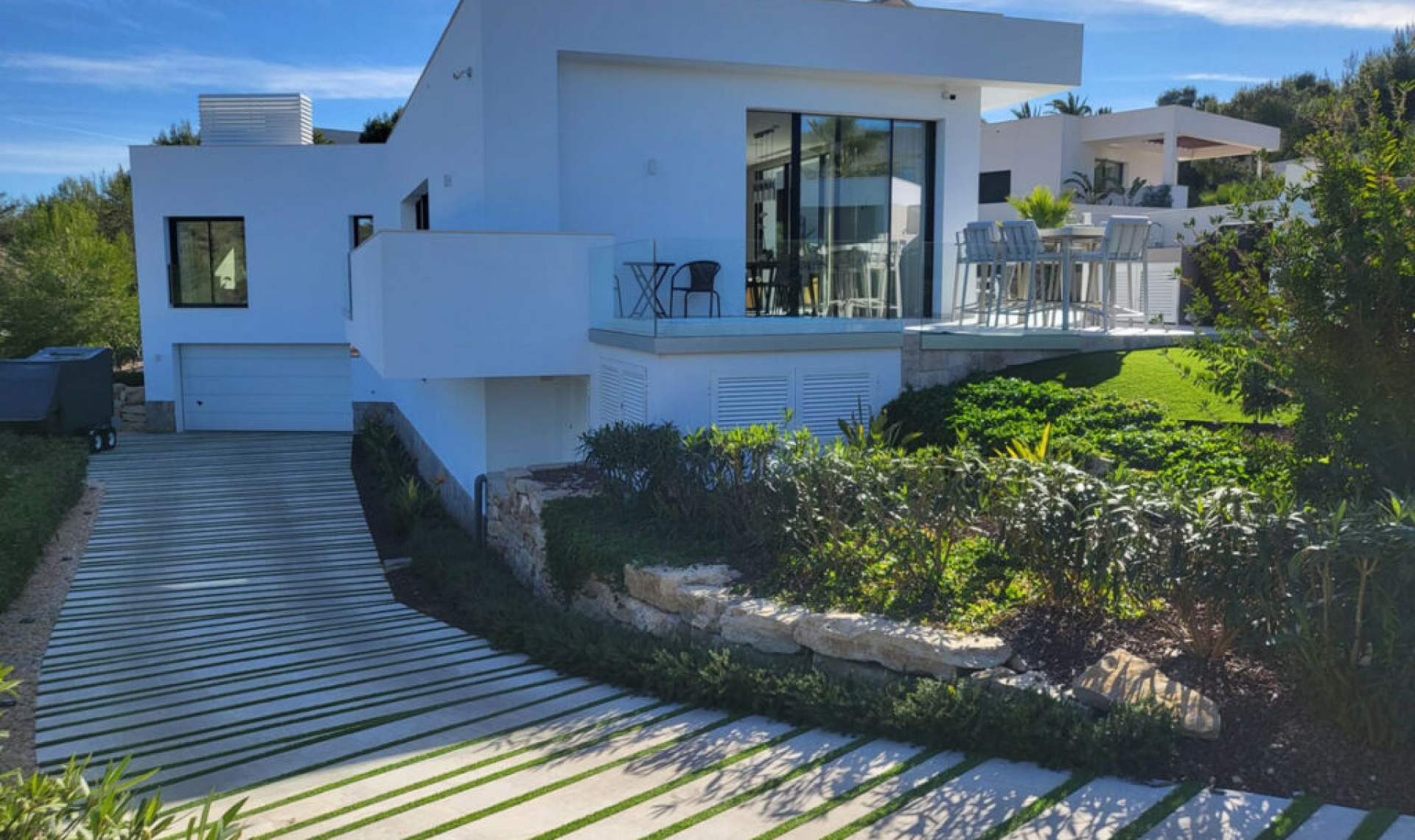 Resale - House -
Orihuela