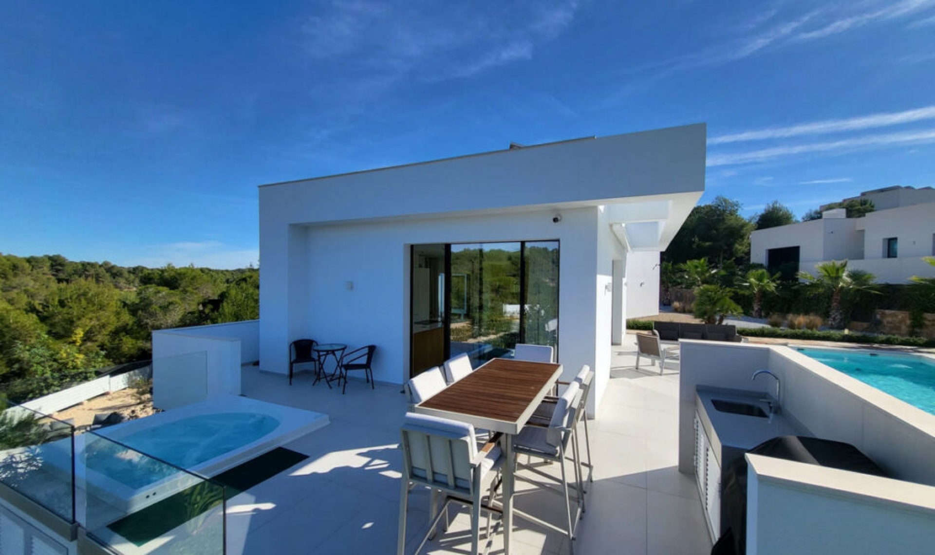 Resale - House -
Orihuela