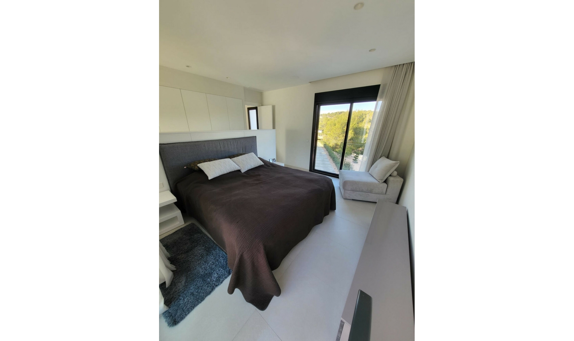 Resale - House -
Orihuela