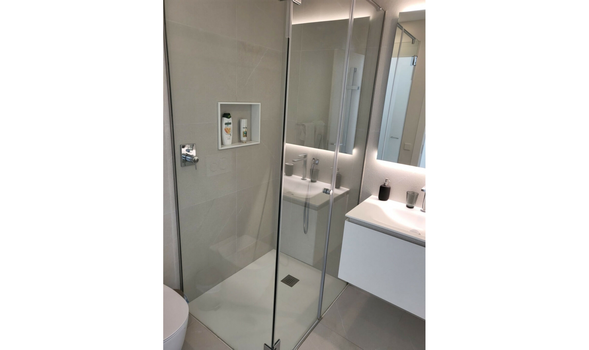 Resale - House -
Orihuela