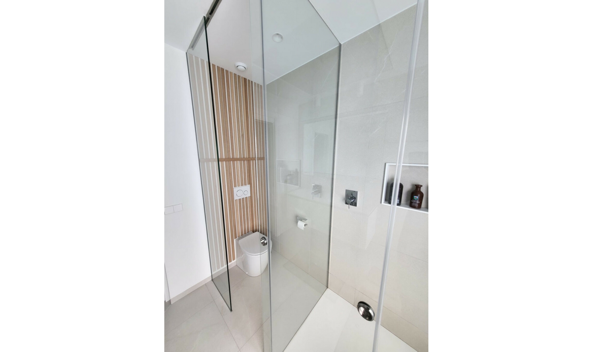 Resale - House -
Orihuela