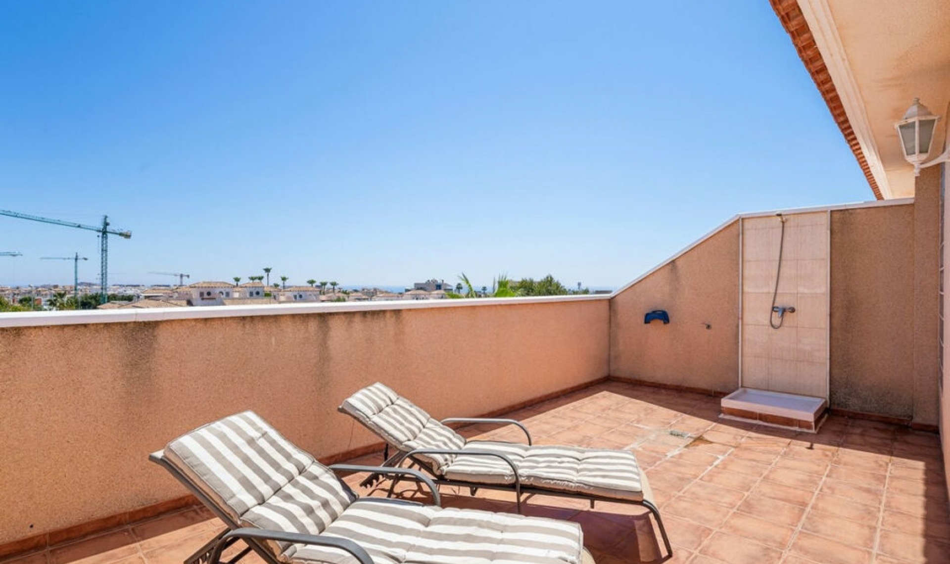 Resale - House -
Playa Flamenca