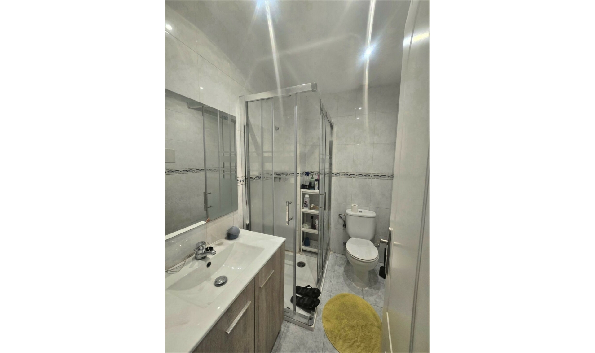 Resale - House -
Playamar