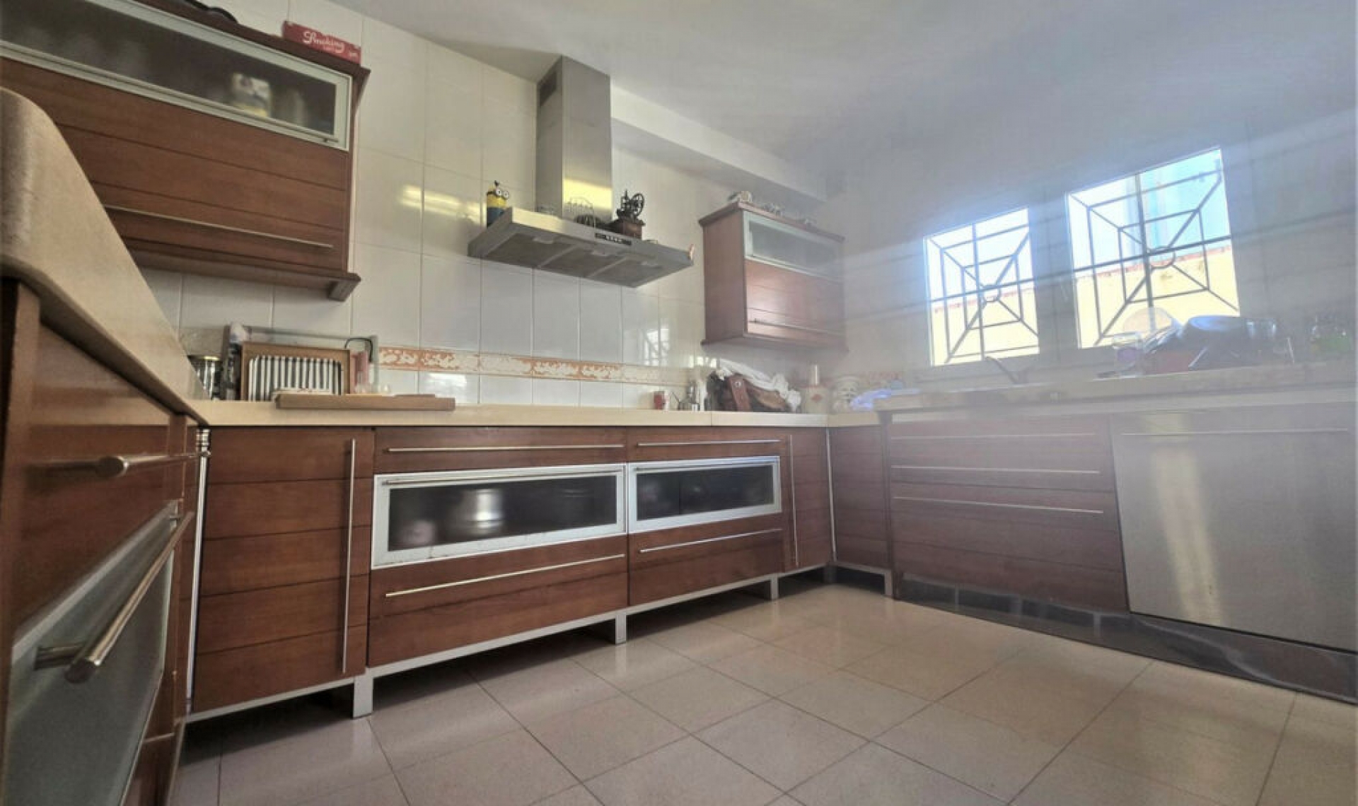 Resale - House -
Playamar