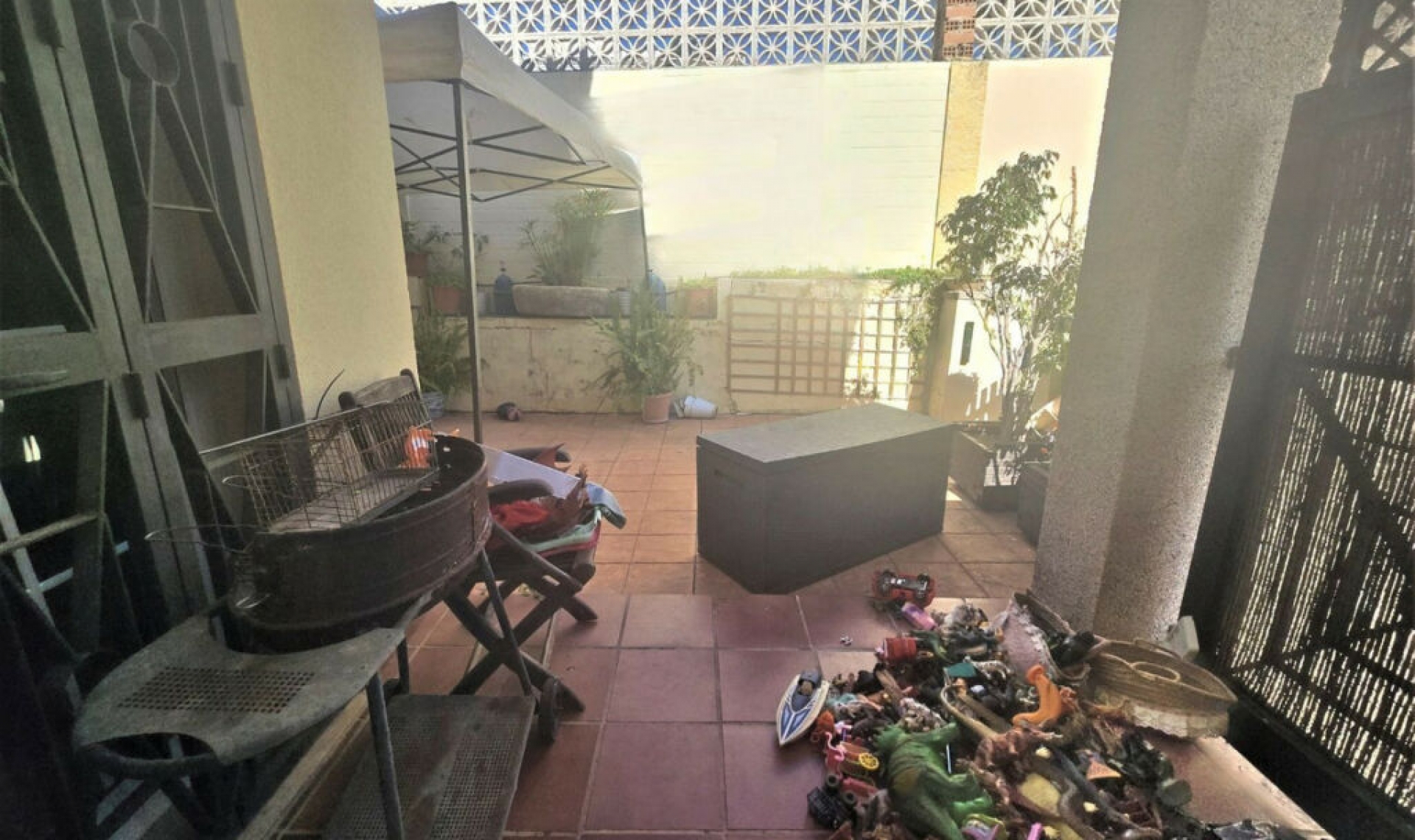 Resale - House -
Playamar