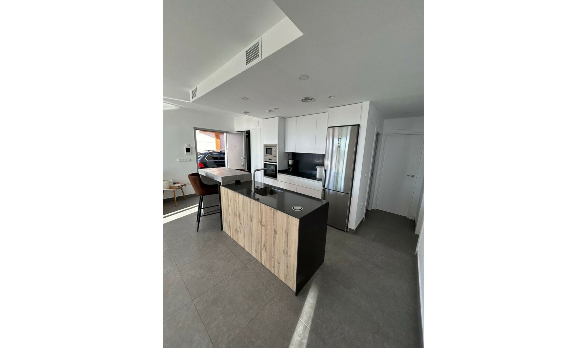 Resale - House -
Polop