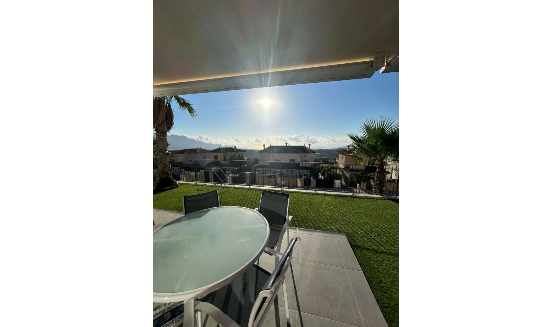 Resale - House -
Polop