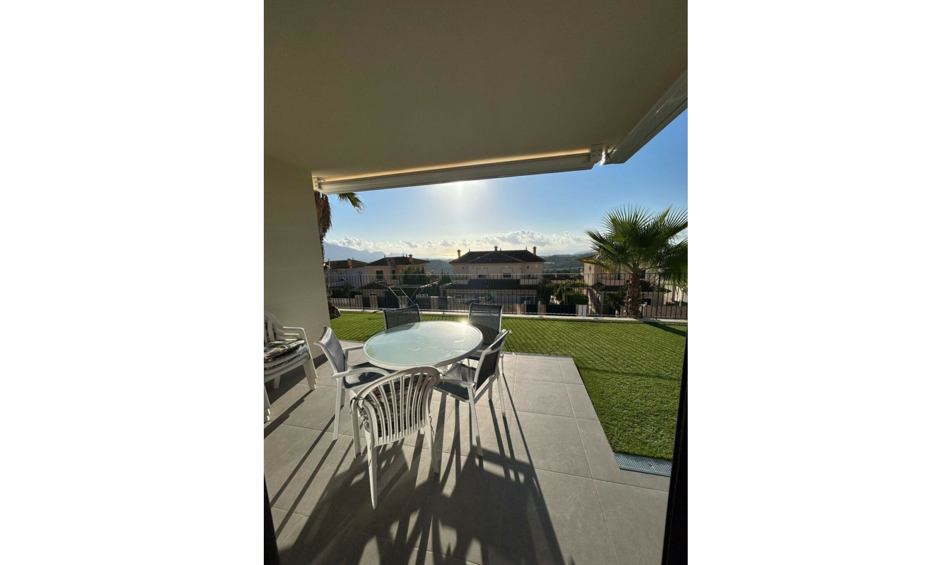 Resale - House -
Polop