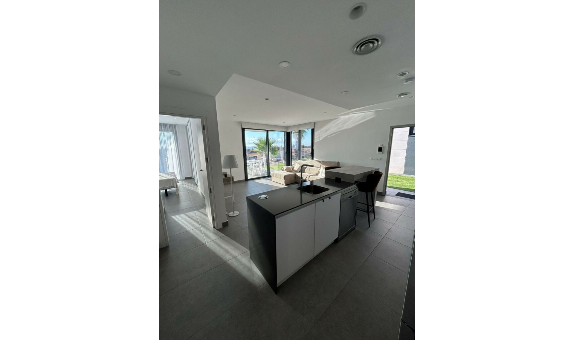 Resale - House -
Polop