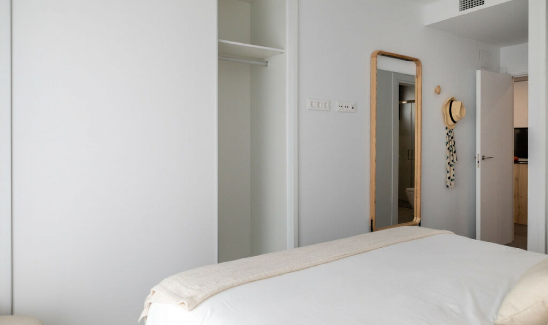 Resale - House -
Polop