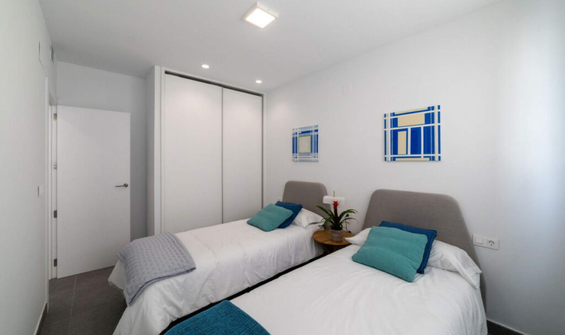 Resale - House -
Polop