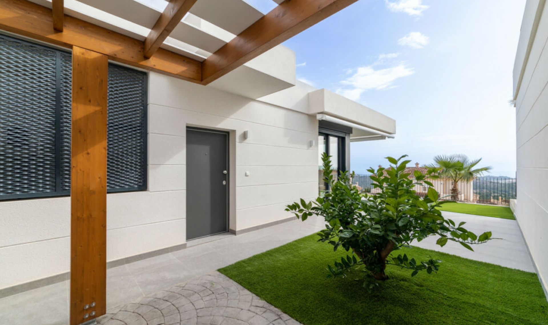 Resale - House -
Polop