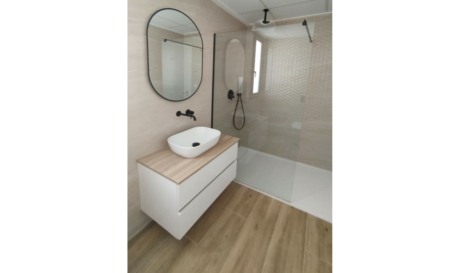 Resale - House -
Polop